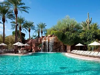 Resort Sheraton Desert Oasis Villas, 3*