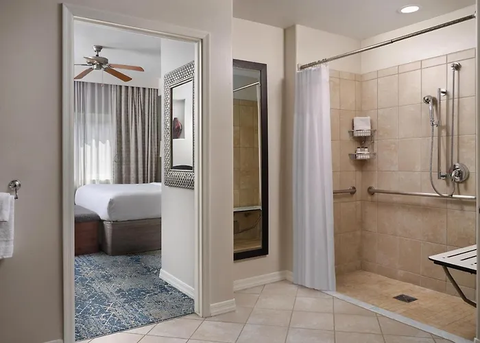 Sheraton Desert Oasis Villas,