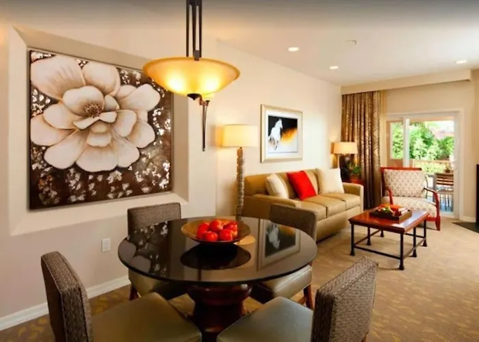 Sheraton Desert Oasis Villas, Resort