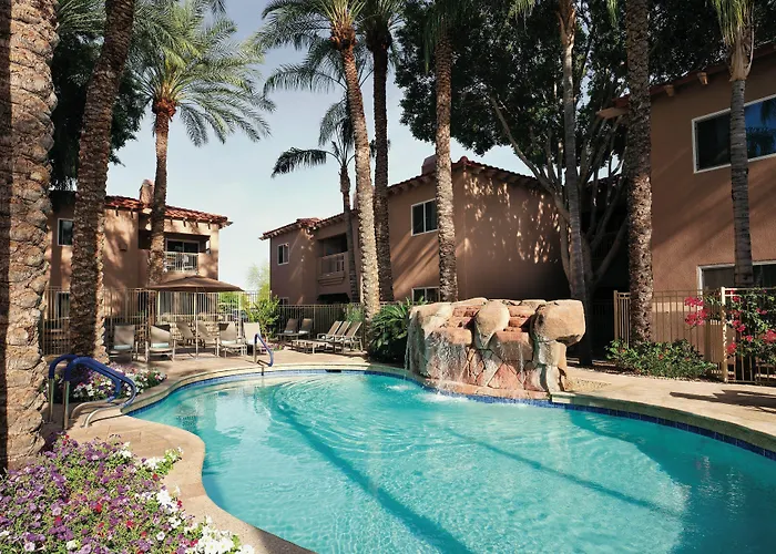 Sheraton Desert Oasis Villas, Resort