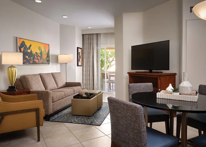 Sheraton Desert Oasis Villas, 3*