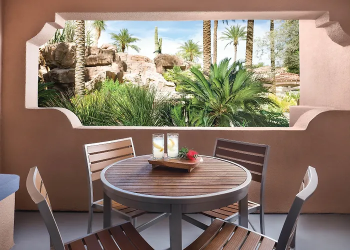 Sheraton Desert Oasis Villas,