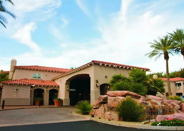 Sheraton Desert Oasis Villas, Resort